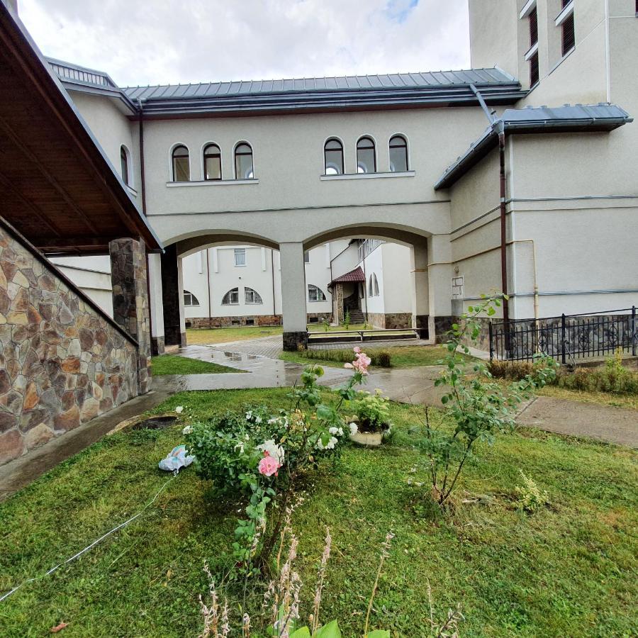 Дім Святого Йосифа Ivano-Frankivsk Exterior photo