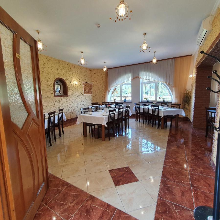 Дім Святого Йосифа Ivano-Frankivsk Exterior photo